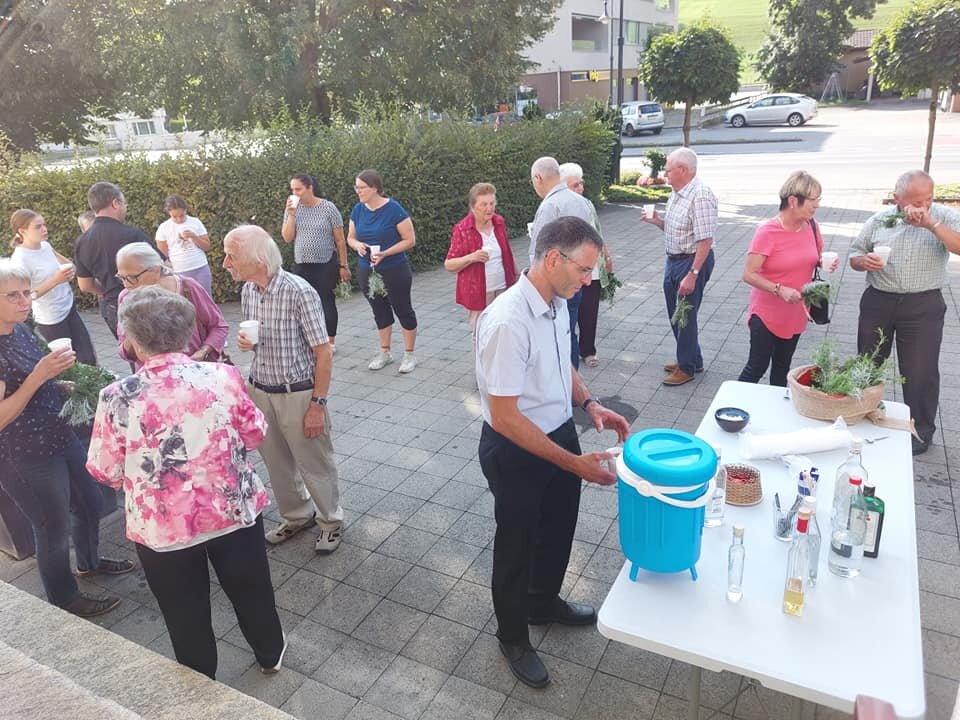 Kräutersegnung Apéro | © Bruno Hübscher Apéro | © Bruno Hübscher